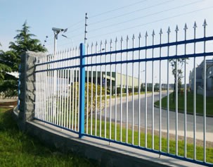 廠區(qū)鋅鋼護(hù)欄網(wǎng)